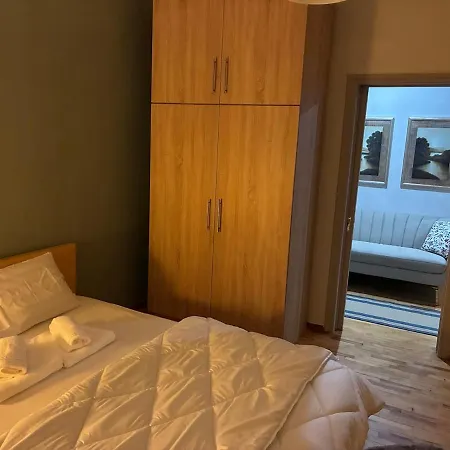 Apartmán Hosting In The Center Of *