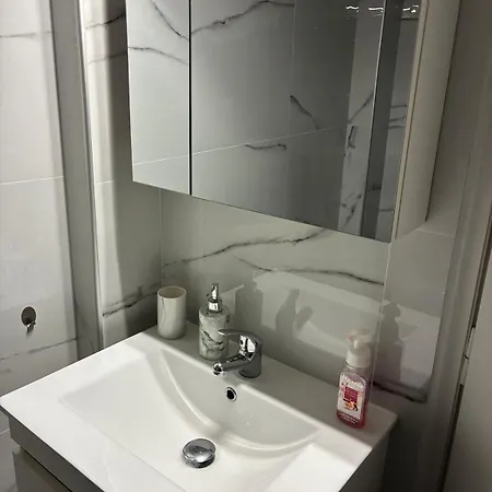 Apartament Hosting In The Center Of *